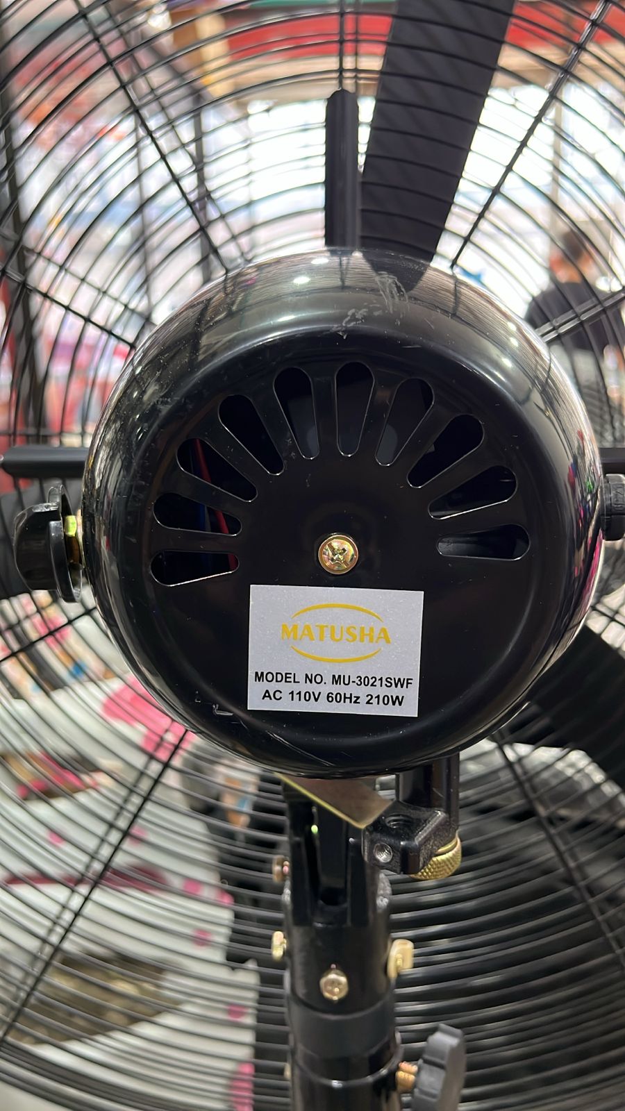 Ventilador Industrial Matusha 26” – Pedestal Metálico, Aspas de Aluminio y 3 Velocidades - Image 3