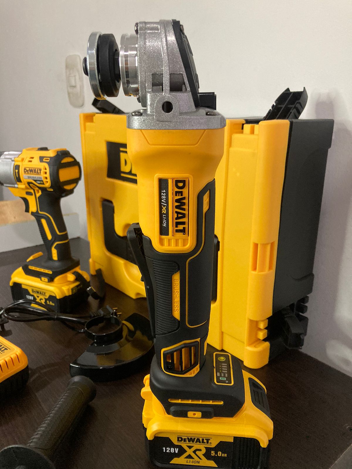 Combo Taladro y Pulidora Inalámbrico MK – Brushless + Doble Batería - Image 3